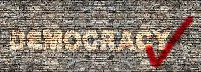 Tecnocrazia vs. Democrazia: due visioni del mondo alla resa dei conti