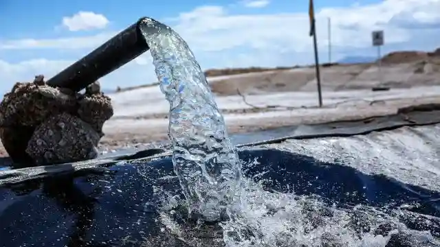 Litio, l’oro leggero: dalla salamoia dei mari alla nuova corsa globale