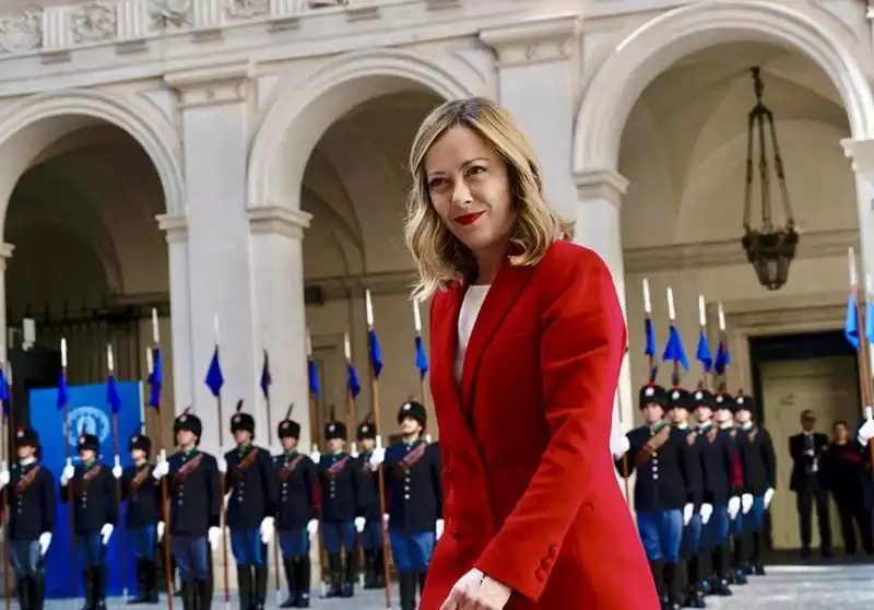 Il vantaggio competitivo della stabilità: ciò che la politica insegna al business